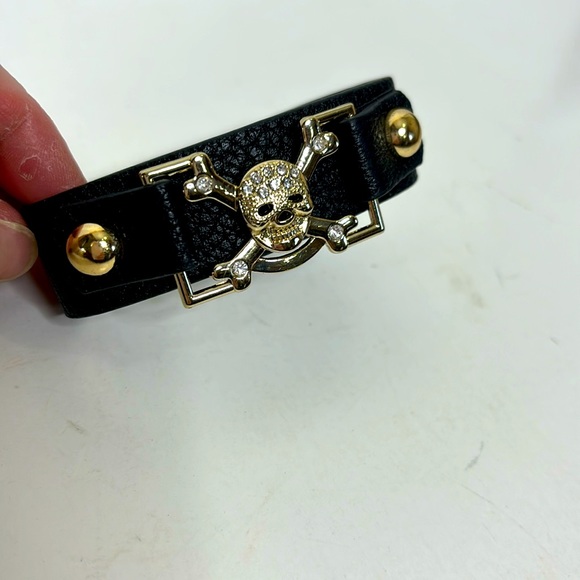 Skull Cuff | Black Metallic Detailed Skull Crossbones Bracelete | Sizable Bling - Picture 5 of 6